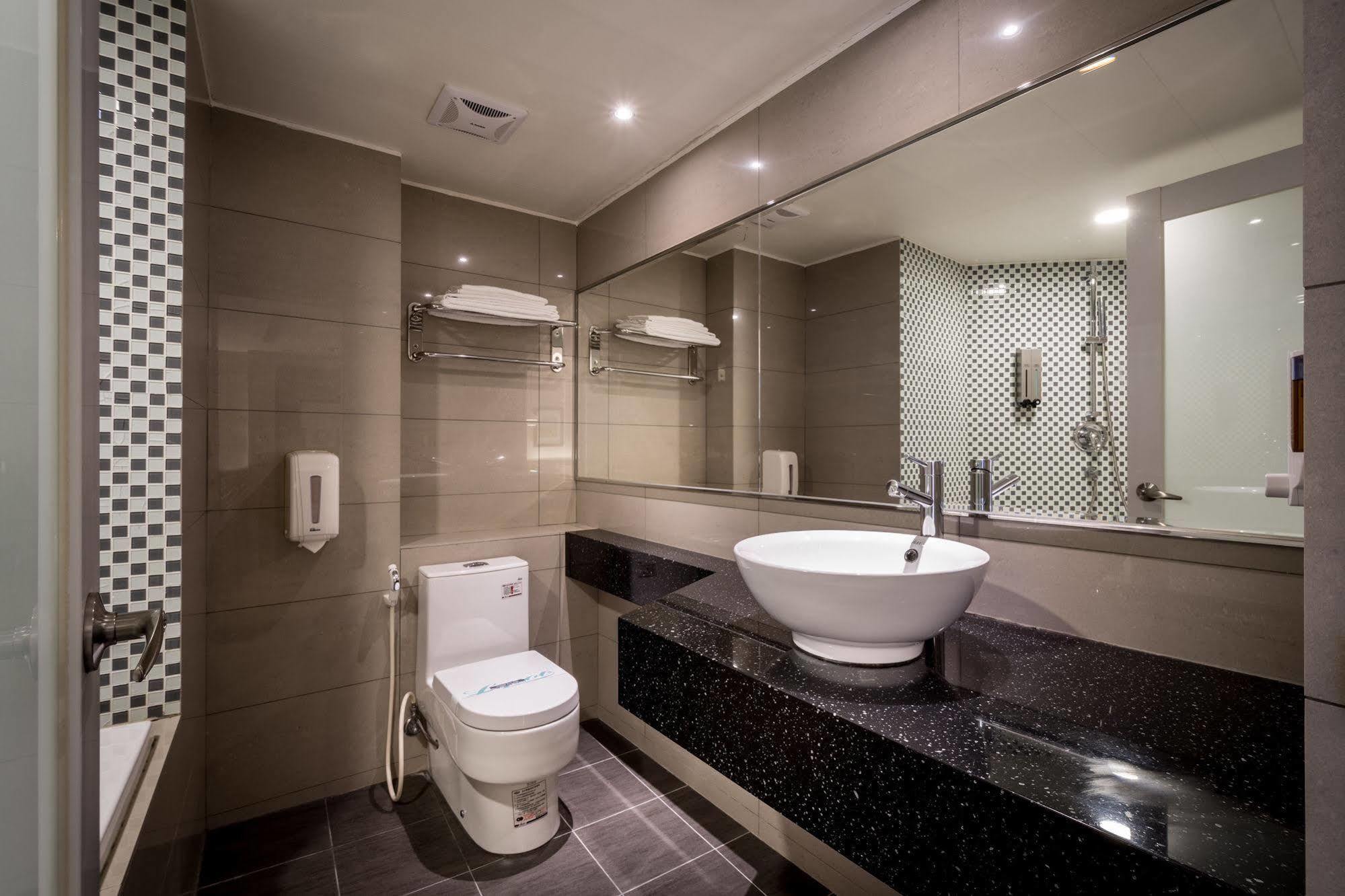 Royal Garden Hotel Taipei Luaran gambar